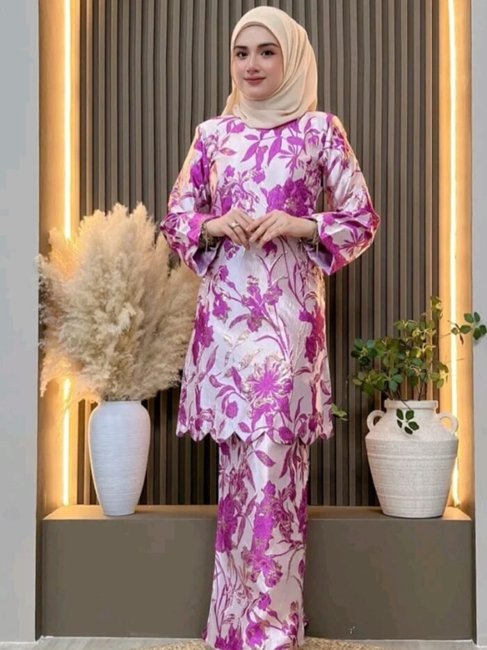 Thalia Kurung Premium Brocade Fuschia
