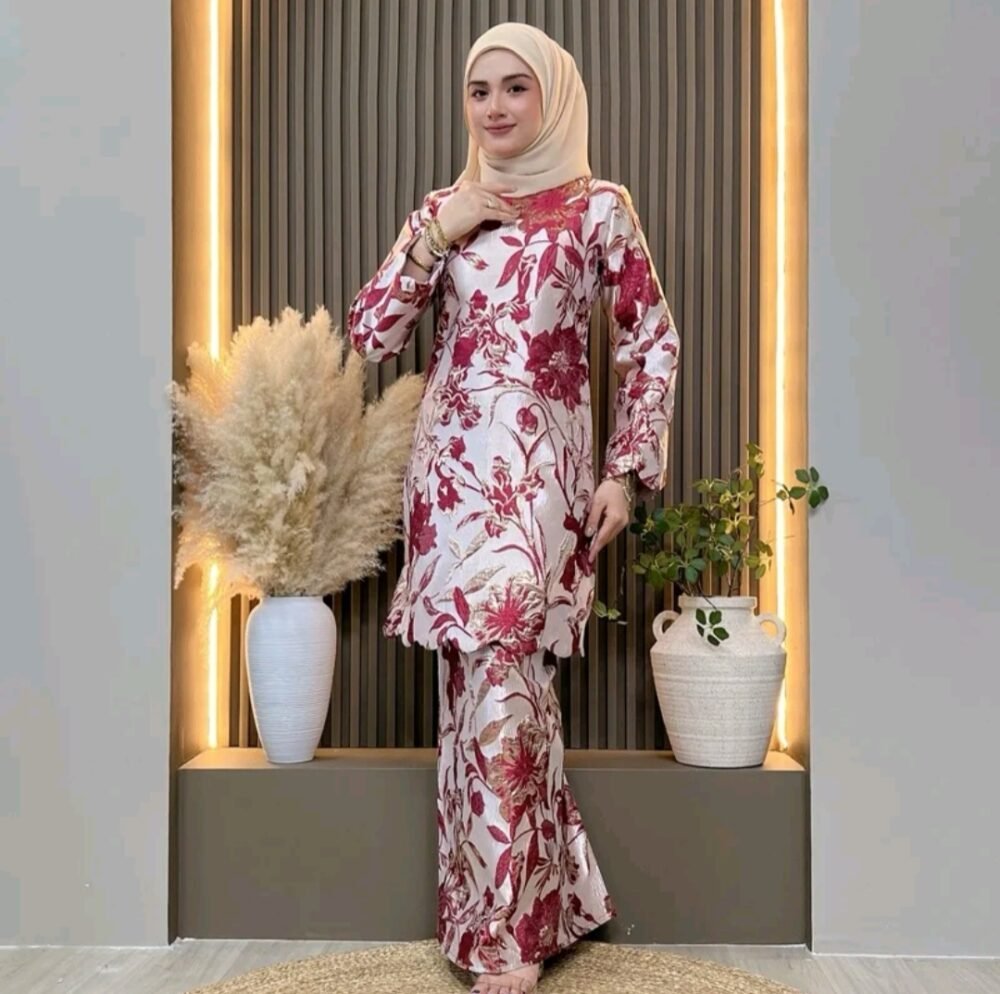 Thalia Kurung Premium Brocade Maroon
