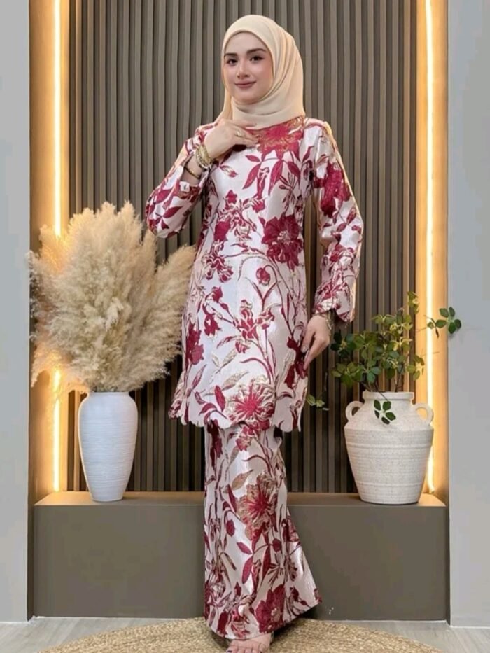 Thalia Kurung Premium Brocade Maroon